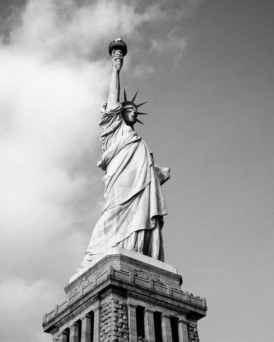 ApexDesk Elite Pro Series